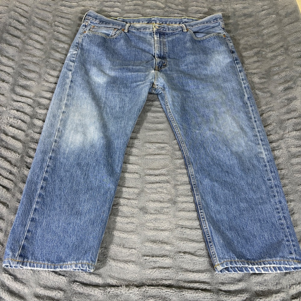 Levis 505 Regular Fit Straight Leg Jeans Mens 44x27 Medium Wash Blue Denim AT542